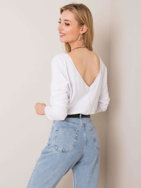 Bluzka biała z dekoltem na plecach basic Larissa L Bluzka biała z dekoltem na plecach basic Larissa L