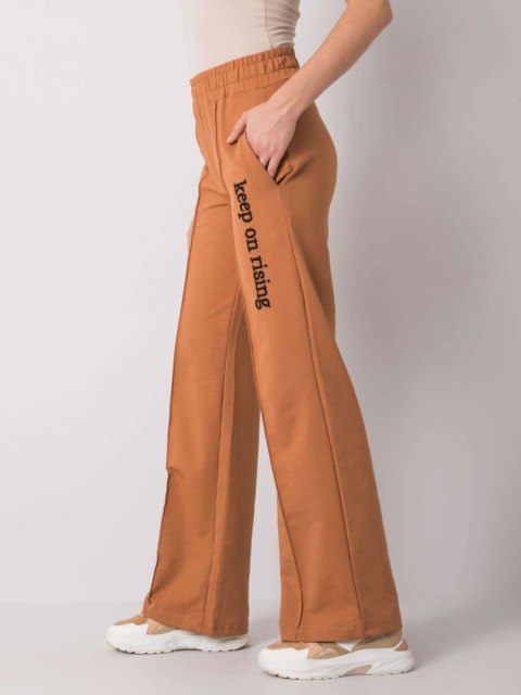Spodnie dresowe FA-DR-6995.31X jasny brązowy L/XL Spodnie dresowe FA-DR-6995.31X jasny brązowy L/XL