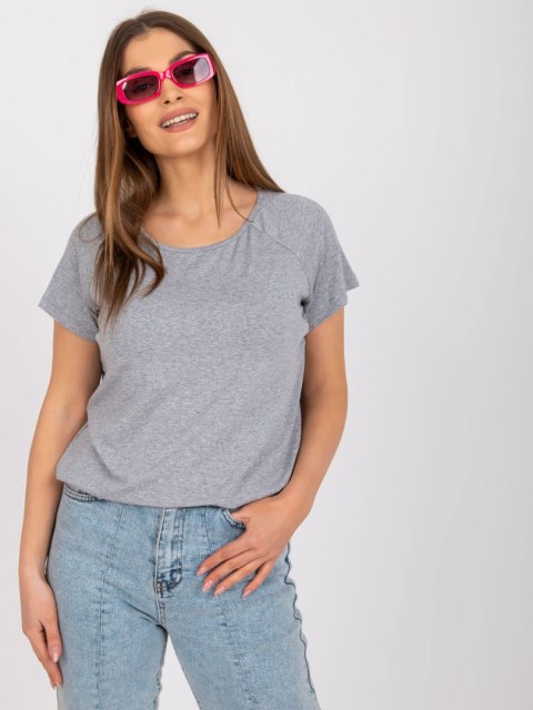 Bluzka szara z dekoltem na plecach i krótkim rękawem L/XL Bluzka szara z dekoltem na plecach i krótkim rękawem L/XL
