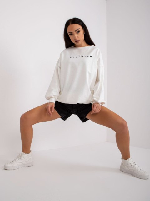 Bluza EM-BL-536/3.76 ecru Bluza EM-BL-536/3.76 ecru