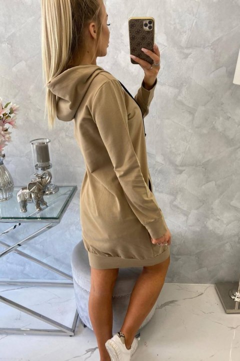 Długa tunika z kapturem w odcieniu camel – styl casual