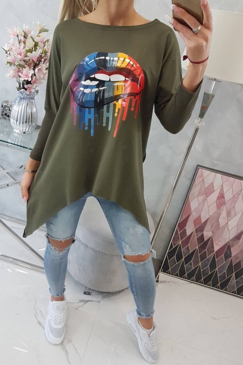Bluzka oversize z nadrukiem tęczowych ust khaki