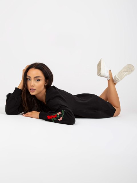 Sukienka sportowa czarna z haftem krótka L/XL