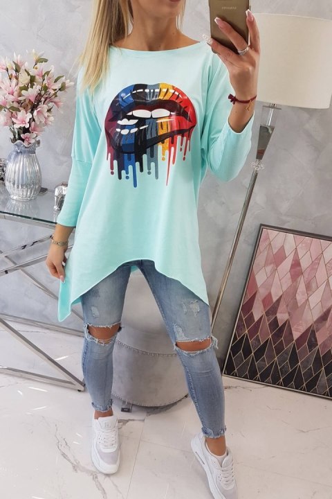 Bluzka oversize z nadrukiem tęczowych ust miętowa