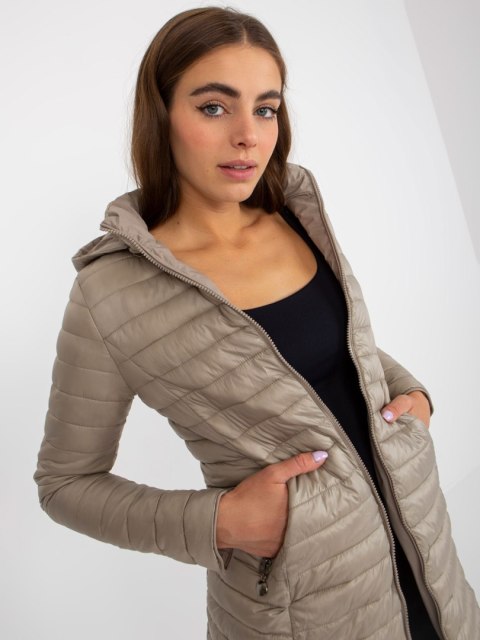 Kurtka NM-KR-P22-6206-62.70P ciemny bezowy XL Kurtka NM-KR-P22-6206-62.70P ciemny bezowy XL