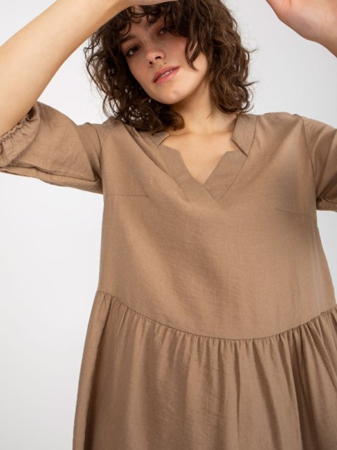 Sukienka EM-SK-004.06 ciemny bezowy S/M Sukienka EM-SK-004.06 ciemny bezowy S/M