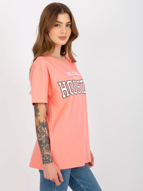 T-shirt bluzka damska brzoskwiniowa lużna z napisem T-shirt bluzka damska brzoskwiniowa lużna z napisem