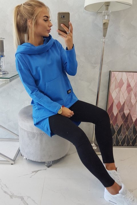 Bluza z długim tyłem i kapturem chabrowy