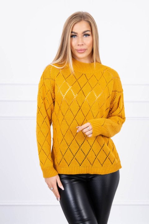 Sweter z półgolfem i wzorem w romby musztardowy Sweter z półgolfem i wzorem w romby musztardowy