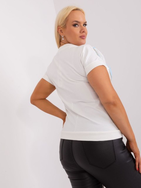 Bluzka ecru-jasnoniebieska z dekoltem w serek plus size Bluzka ecru-jasnoniebieska z dekoltem w serek plus size