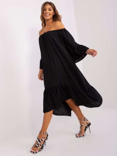 Czarna sukienka oversize z falbanką i szerokim rękawem Czarna sukienka oversize z falbanką i szerokim rękawem