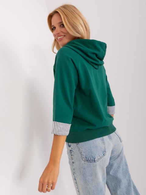 Bluza rozpinana z kaputer rękaw 3/4 ciemny zielony Bluza rozpinana z kaputer rękaw 3/4 ciemny zielony