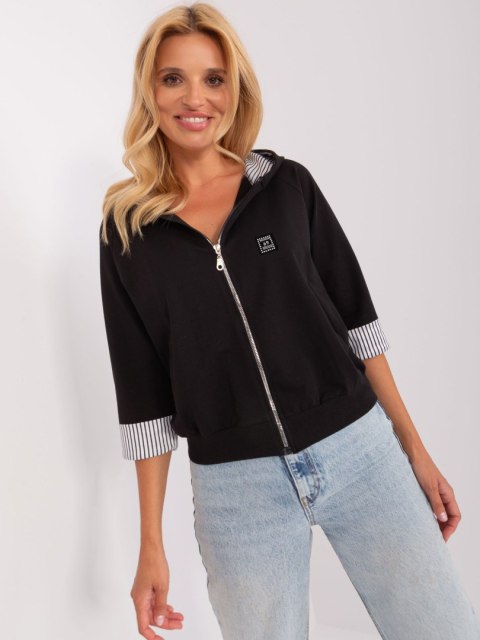 Bluza rozpinana z kaputer rękaw 3/4 czarna Bluza rozpinana z kaputer rękaw 3/4 czarna
