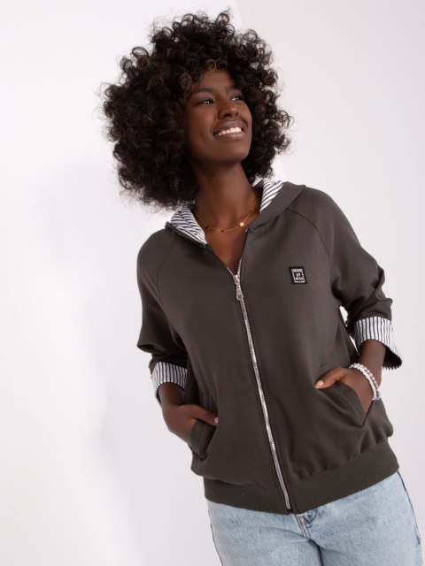 Bluza rozpinana z kaputer rękaw 3/4 ciemny khaki Bluza rozpinana z kaputer rękaw 3/4 ciemny khaki