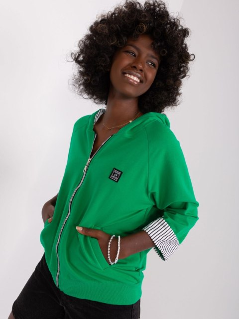 Bluza rozpinana z kaputer rękaw 3/4 zielona Bluza rozpinana z kaputer rękaw 3/4 zielona