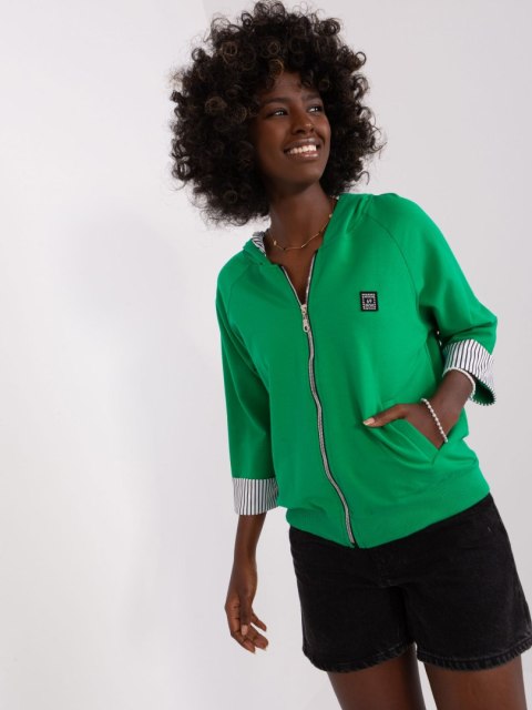 Bluza rozpinana z kaputer rękaw 3/4 zielona Bluza rozpinana z kaputer rękaw 3/4 zielona
