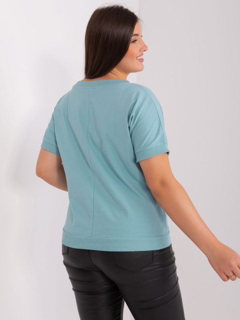 Bluzka t-shirt pistacjowy z nadrukiem pióro plus size Bluzka t-shirt pistacjowy z nadrukiem pióro plus size