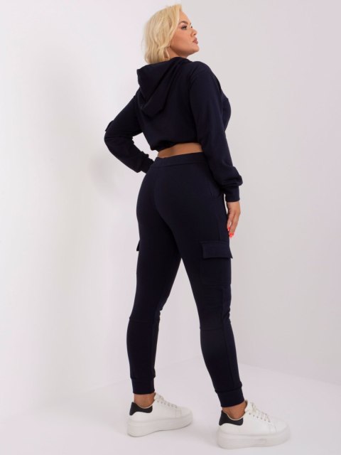 Komplet damski granatowy plus size bluza i spodnie cargo Komplet damski granatowy plus size bluza i spodnie cargo