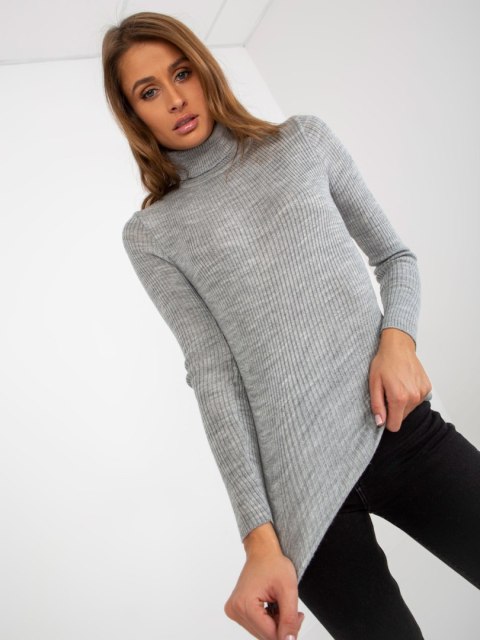 Golf szary dopasowany sweter w prążek akrylowy Golf szary dopasowany sweter w prążek akrylowy