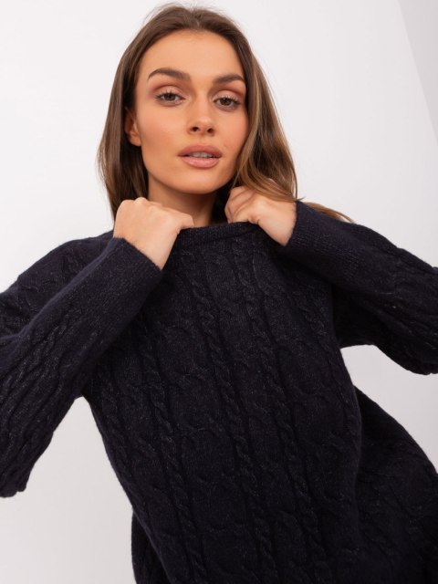 Sweter damski czarny z warkoczami i ściągaczami oversize Sweter damski czarny z warkoczami i ściągaczami oversize