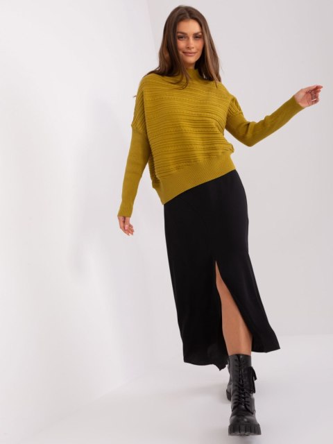 Sweter z półgolfem oliwkowy, oversize, nietoperz, asymetryczny