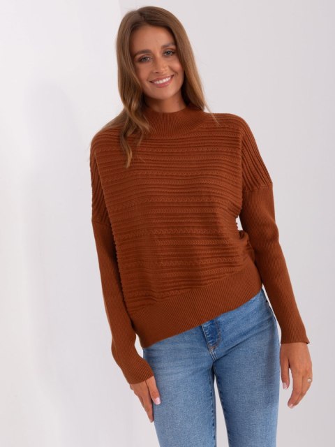 Sweter z półgolfem brązowy, oversize, nietoperz, asymetryczny Sweter z półgolfem brązowy, oversize, nietoperz, asymetryczny