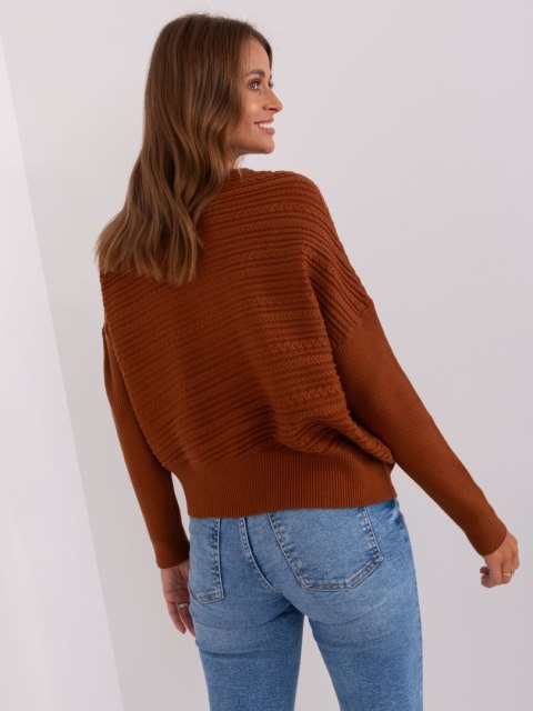 Sweter z półgolfem brązowy, oversize, nietoperz, asymetryczny Sweter z półgolfem brązowy, oversize, nietoperz, asymetryczny