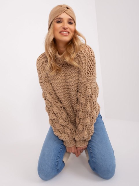 Sweter oversize beżowy gruby splot i bufiasty rękaw Sweter oversize beżowy gruby splot i bufiasty rękaw