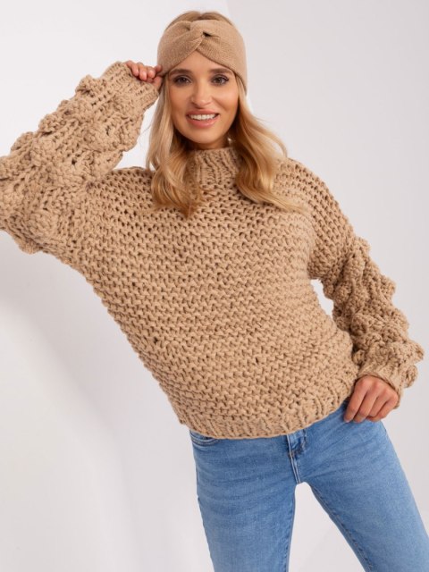 Sweter oversize beżowy gruby splot i bufiasty rękaw Sweter oversize beżowy gruby splot i bufiasty rękaw