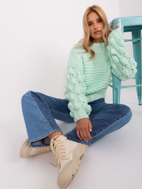 Sweter oversize miętowy gruby splot i bufiasty rękaw Sweter oversize miętowy gruby splot i bufiasty rękaw