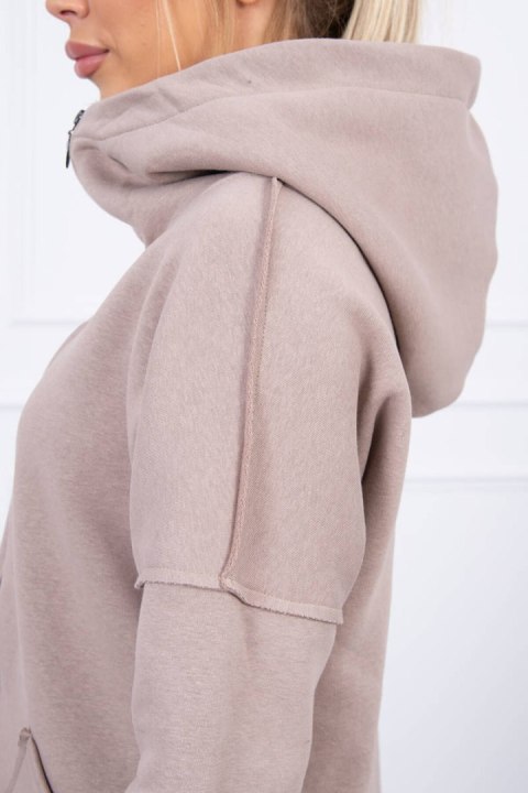 Bluza ocieplana z dłuższym tyłem i kieszeniami ciemno beżowa