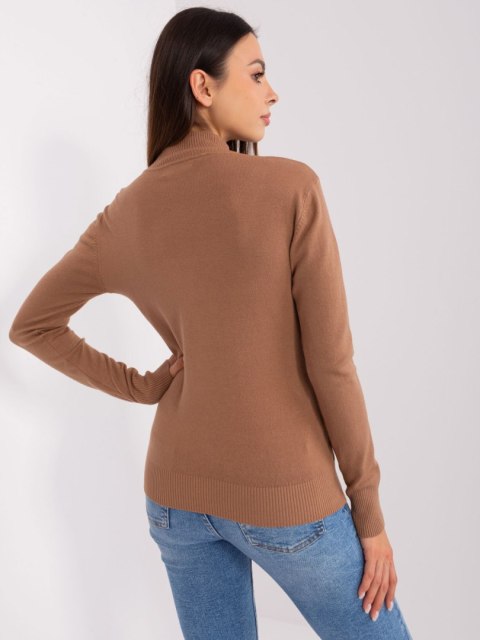 Sweter PM-SW-PM-20.05 jasny brązowy S/M Sweter PM-SW-PM-20.05 jasny brązowy S/M