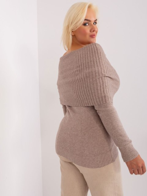 Sweter damski beżowy plus size z lejącym golfem M/L Sweter damski beżowy plus size z lejącym golfem M/L