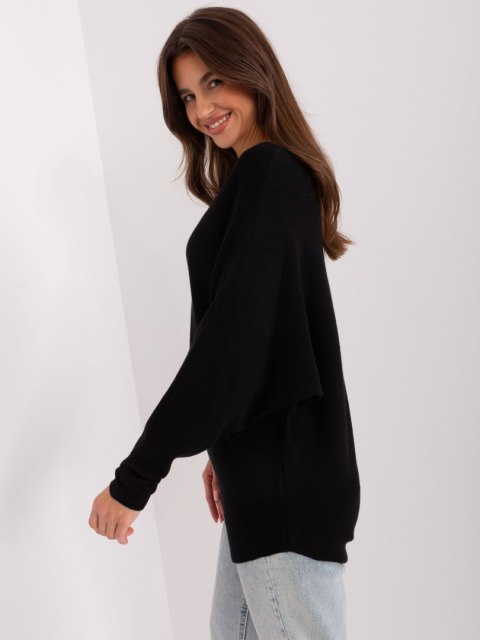 Sweter dzianinowy czarny oversize gładki M/L Sweter dzianinowy czarny oversize gładki M/L