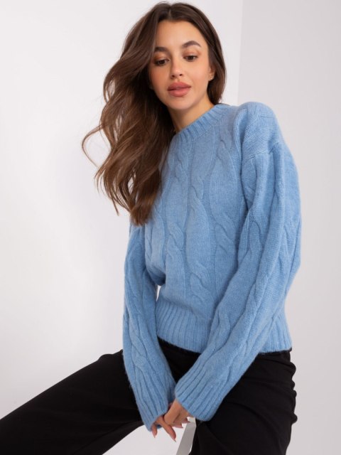 Sweter jasny niebieski z warkoczami i ściągaczami akrylowy Sweter jasny niebieski z warkoczami i ściągaczami akrylowy