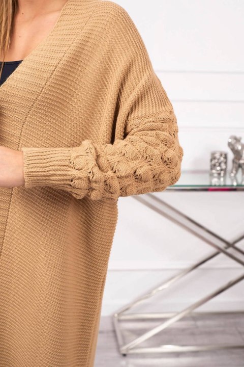Sweter z bąbelkami na rękawie camelowy kardrigan długi Sweter z bąbelkami na rękawie camelowy kardrigan długi