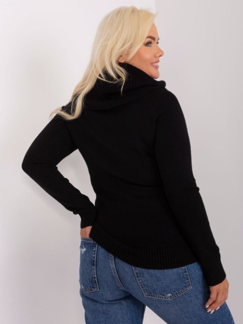 Sweter damski czarny plus size z lejącym golfem M/L Sweter damski czarny plus size z lejącym golfem M/L