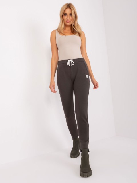 Spodnie dresowe RV-DR-8370-1.57P ciemny khaki L/XL Spodnie dresowe RV-DR-8370-1.57P ciemny khaki L/XL