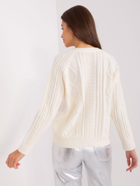 Sweter ecru damski rozpinany w warkocze włoski Sweter ecru damski rozpinany w warkocze włoski