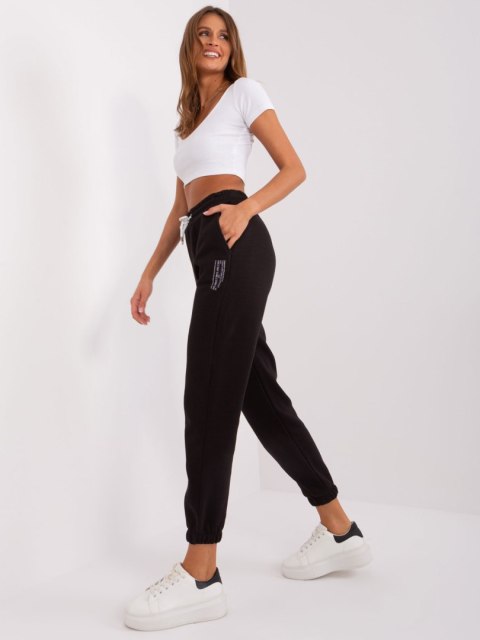 Spodnie dresowe D10047O62214B1 czarny XXL Spodnie dresowe D10047O62214B1 czarny XXL