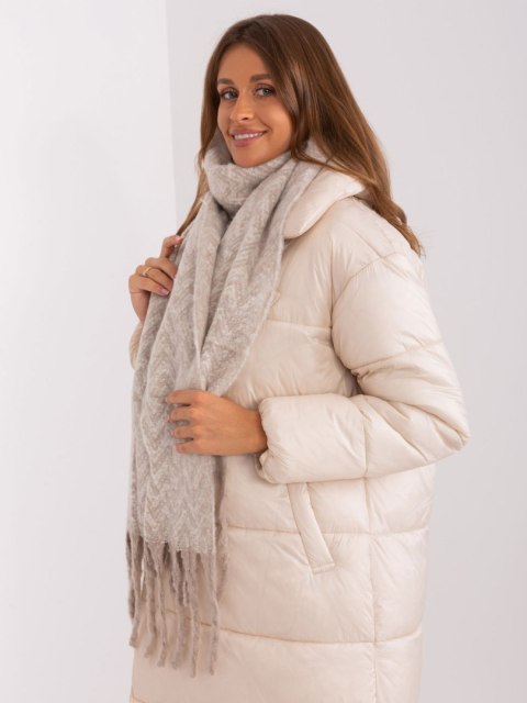 Szalik AT-SZ-23125.75 beżowy Szalik AT-SZ-23125.75 beżowy