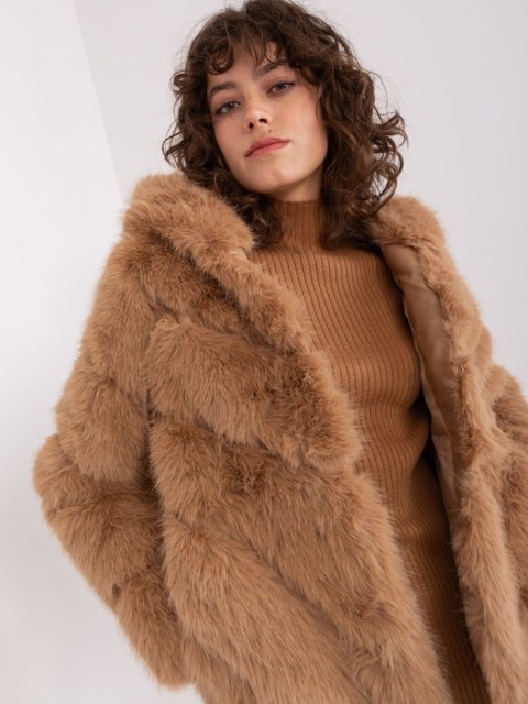 Kurtka AT-KR-2386.00P camelowy S/M Kurtka AT-KR-2386.00P camelowy S/M