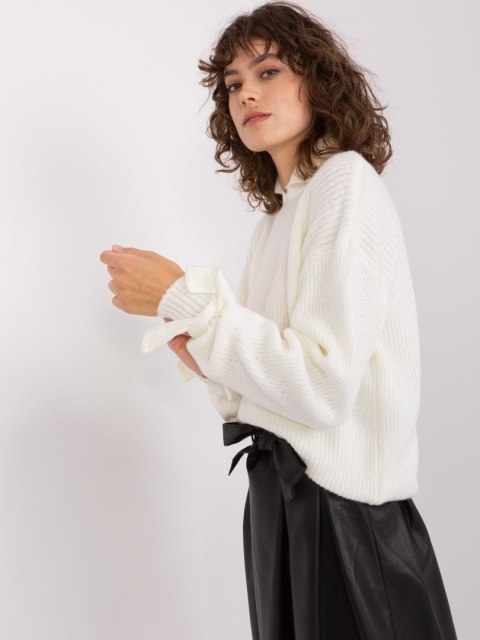 Sweter BA-SW-0305.03P ecru Sweter BA-SW-0305.03P ecru