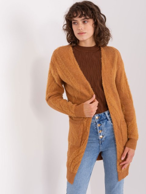 Sweter AT-SW-234501.00P camelowy Sweter AT-SW-234501.00P camelowy