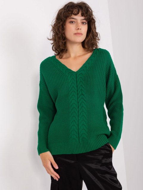 Sweter klasyczny damski z dekoltem jasny zielony Sweter klasyczny damski z dekoltem jasny zielony