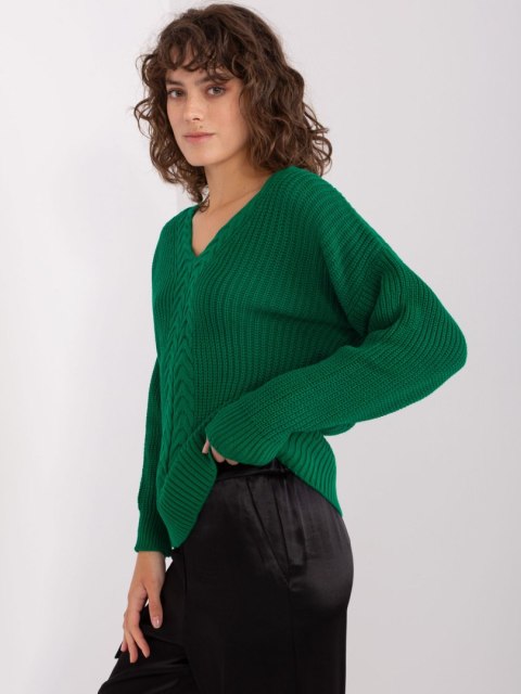 Sweter klasyczny damski z dekoltem jasny zielony Sweter klasyczny damski z dekoltem jasny zielony