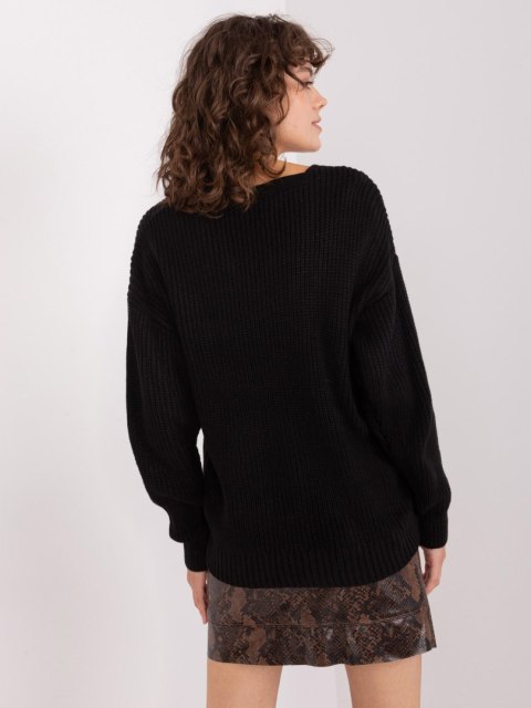 Sweter klasyczny damski z dekoltem czarny luźny krój Sweter klasyczny damski z dekoltem czarny luźny krój