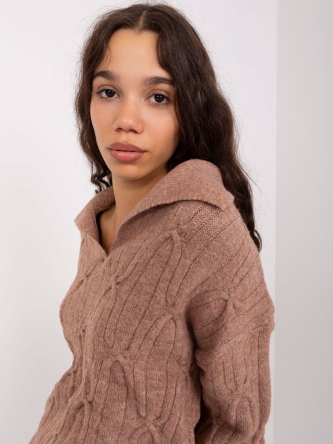 Sweter AT-SW-2349-2.96 brązowy