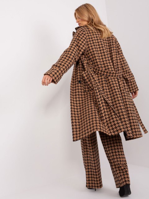 Płaszcz LK-PL-509407.96P camelowy S/M Płaszcz LK-PL-509407.96P camelowy S/M