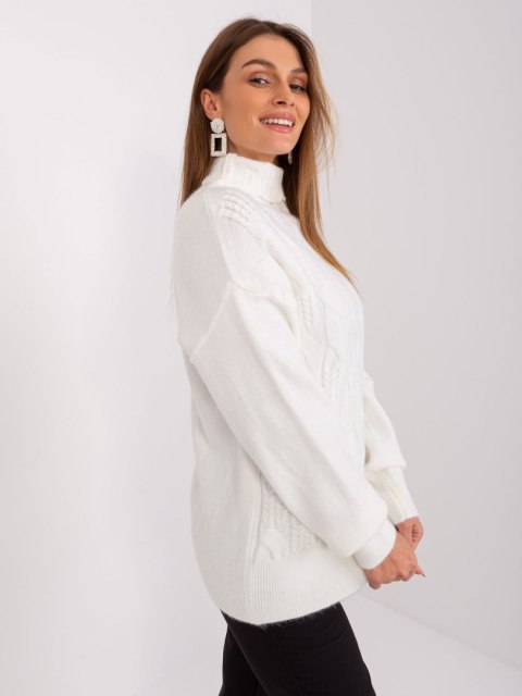 Sweter AT-SW-23401.97P ecru Sweter AT-SW-23401.97P ecru